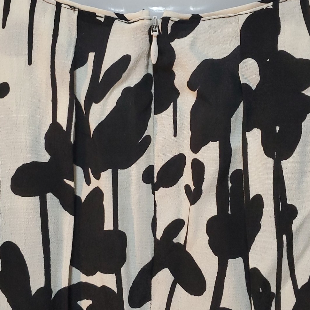 EUC Womens Zara Black And White Floral Blouse - Picture 5 of 5